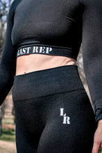 Load image into Gallery viewer, Stretch LR Black Long Sleeve Crop
